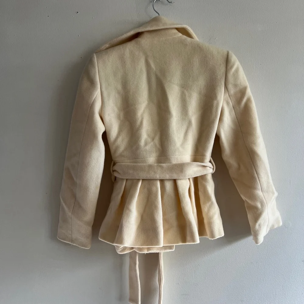 A|X Armani Exchange Cream Coat Size  XS Women's - Picture 3 of 10